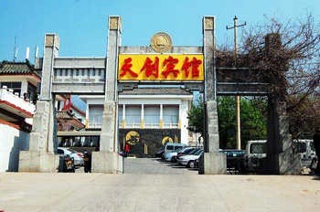 ̩촴